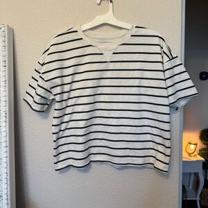 Striped Black and White T-Shirt large thread & supply
